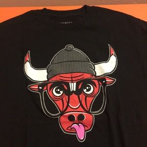Chicago bulls cartoon tee shirt